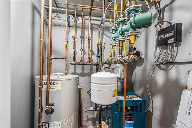 18 Eldorado Drive, East Northport, NY 11731