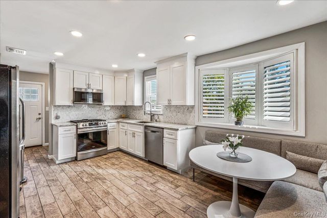 18 Eldorado Drive, East Northport, NY 11731