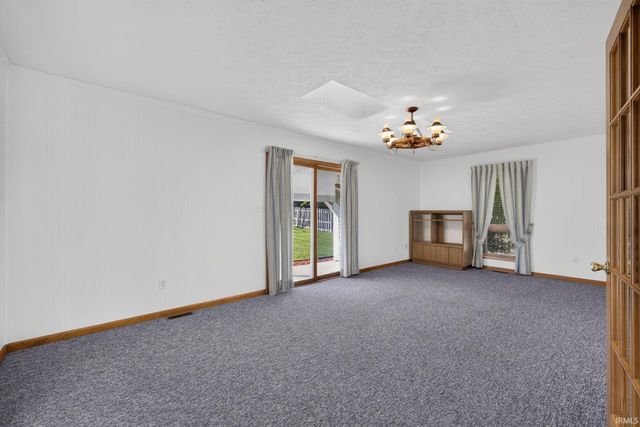 6021 W Merry Way Lane, Bloomington, IN 47404