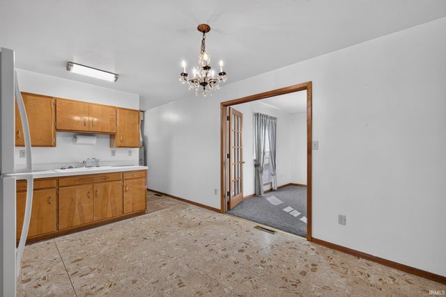 6021 W Merry Way Lane, Bloomington, IN 47404