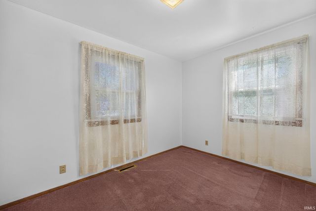 6021 W Merry Way Lane, Bloomington, IN 47404
