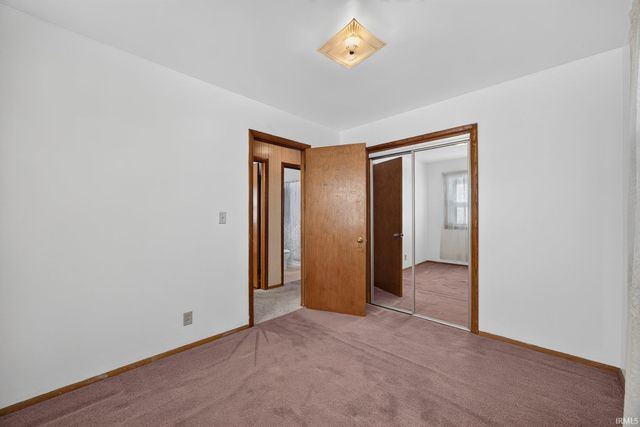 6021 W Merry Way Lane, Bloomington, IN 47404