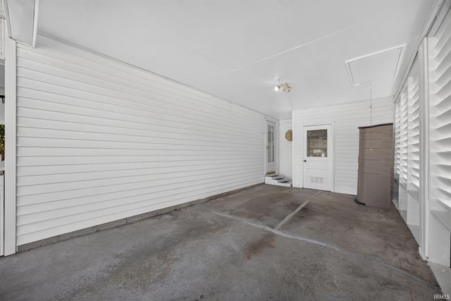 6021 W Merry Way Lane, Bloomington, IN 47404
