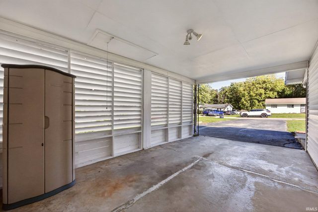 6021 W Merry Way Lane, Bloomington, IN 47404