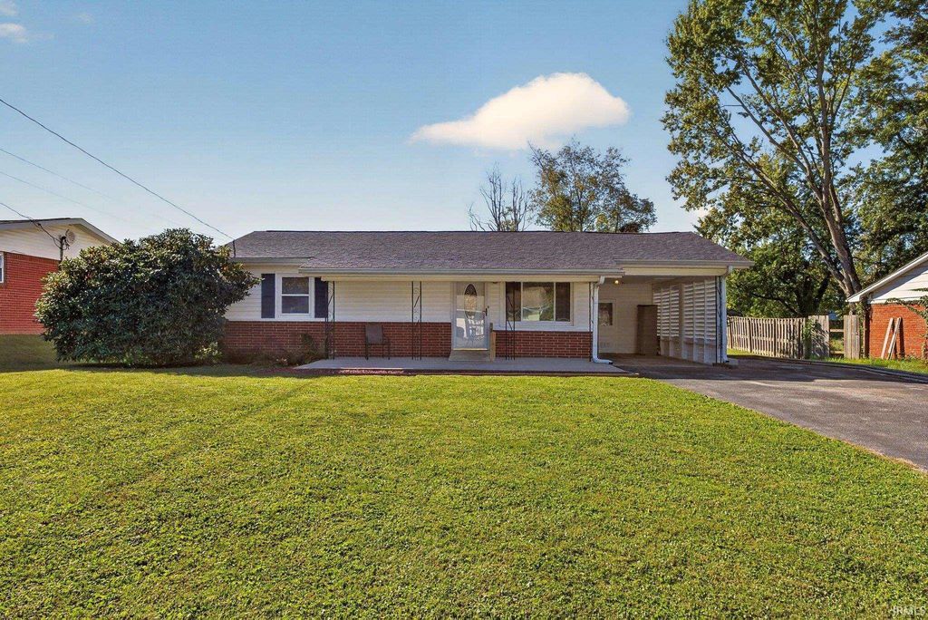 6021 W Merry Way Lane, Bloomington, IN 47404