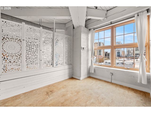 1420 Nw LOVEJOY St 406, Portland, OR 97209