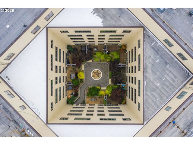 1420 Nw LOVEJOY St 406, Portland, OR 97209