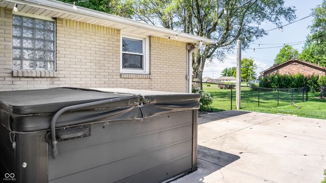 468 E 600 N, Fortville, IN 46040