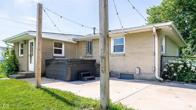468 E 600 N, Fortville, IN 46040