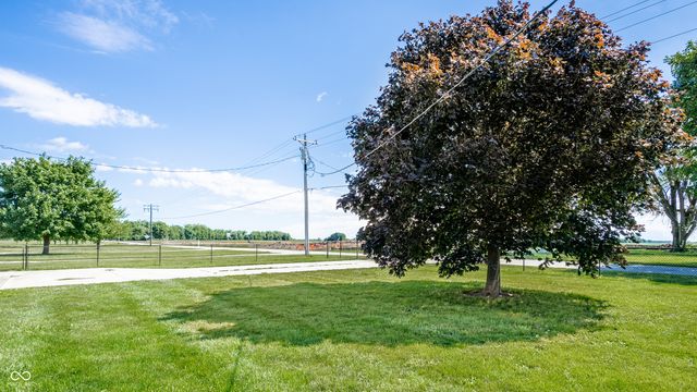 468 E 600 N, Fortville, IN 46040