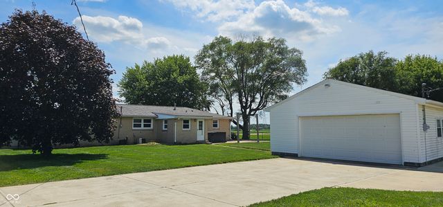 468 E 600 N, Fortville, IN 46040