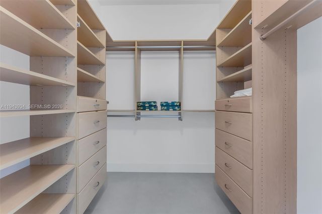 901 Brickell Key Blvd 3206, Miami, FL 33131