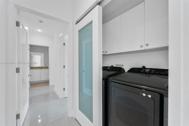 901 Brickell Key Blvd 3206, Miami, FL 33131