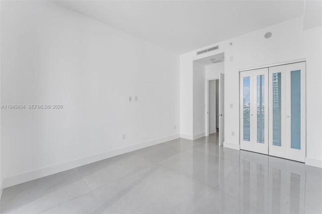 901 Brickell Key Blvd 3206, Miami, FL 33131
