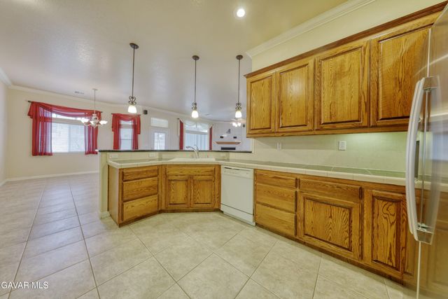 23780 Coyote Court, Tehachapi, CA 93561