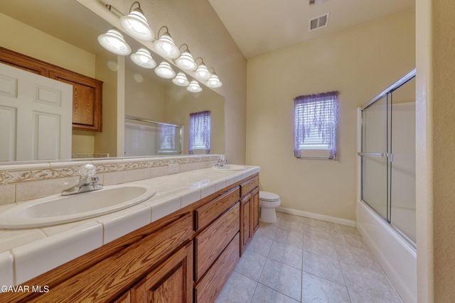 23780 Coyote Court, Tehachapi, CA 93561