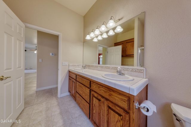 23780 Coyote Court, Tehachapi, CA 93561