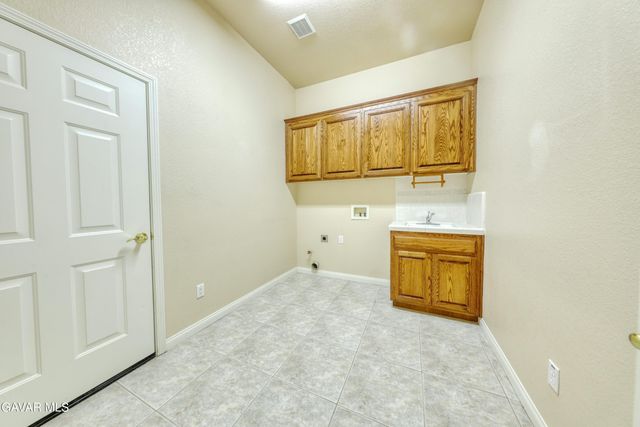 23780 Coyote Court, Tehachapi, CA 93561