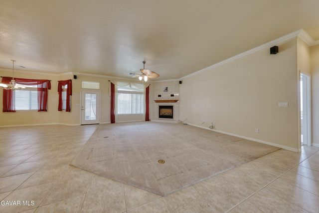 23780 Coyote Court, Tehachapi, CA 93561