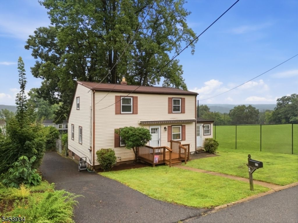 11 Birchwood Rd, Rockaway Boro, NJ 07866 — exterior