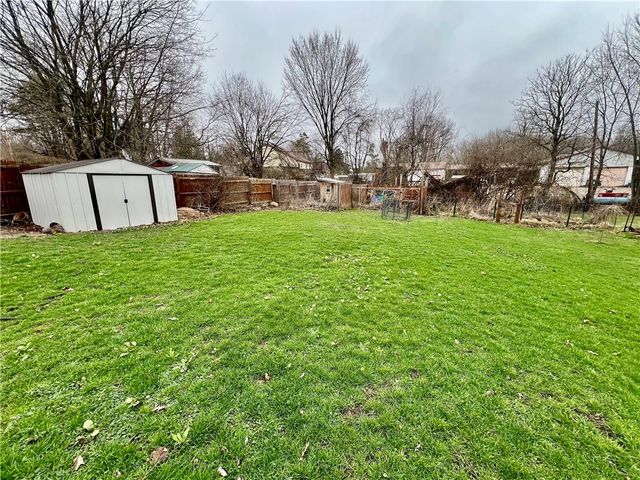 413 State Route 208, Pulaski Twp, PA 16140