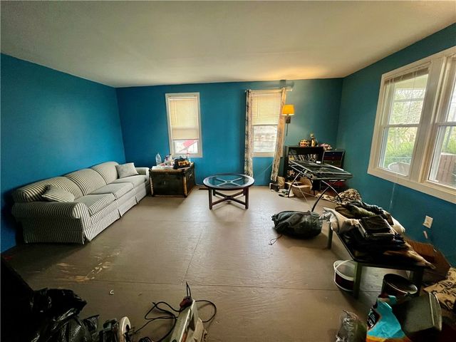 413 State Route 208, Pulaski Twp, PA 16140