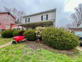 413 State Route 208, Pulaski Twp, PA 16140