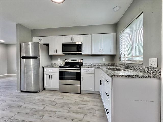 142 Harry AVE S, Lehigh Acres, FL 33973