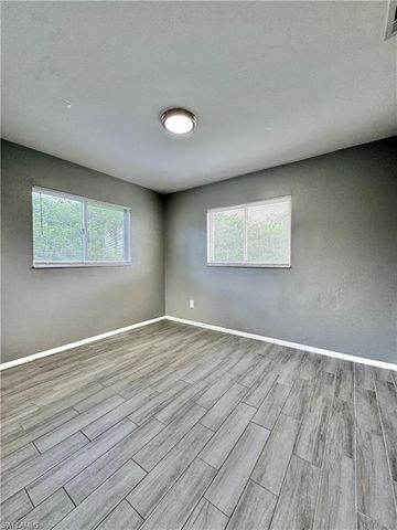 142 Harry AVE S, Lehigh Acres, FL 33973