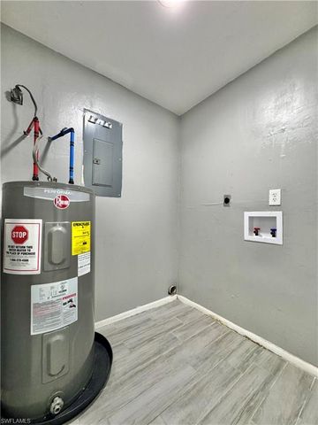 142 Harry AVE S, Lehigh Acres, FL 33973