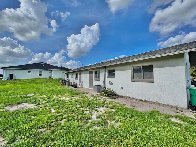 142 Harry AVE S, Lehigh Acres, FL 33973