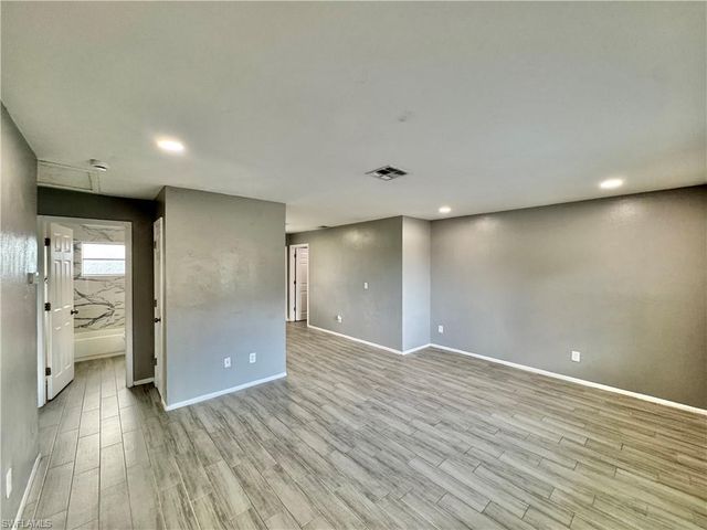 142 Harry AVE S, Lehigh Acres, FL 33973
