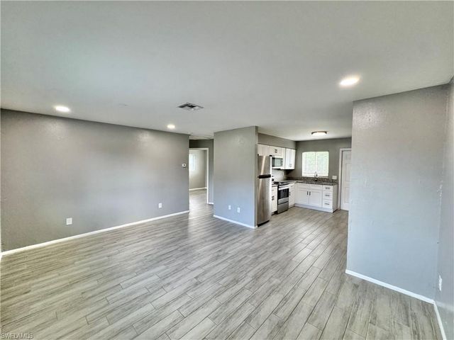 142 Harry AVE S, Lehigh Acres, FL 33973