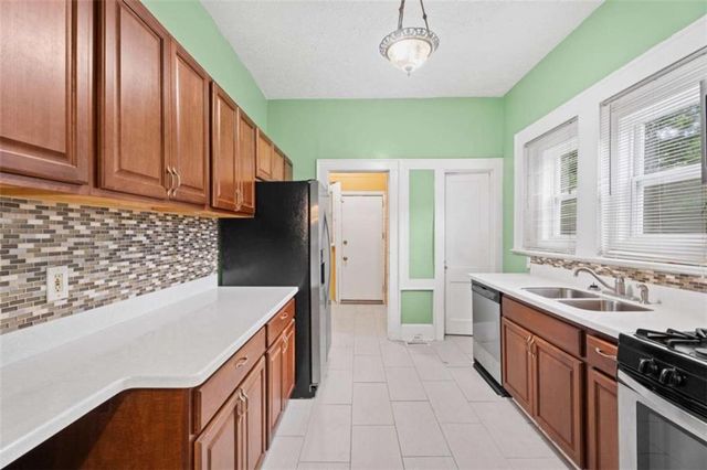472 Parkway Drive, Atlanta, GA 30308