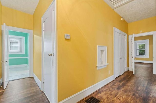 472 Parkway Drive, Atlanta, GA 30308