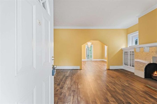 472 Parkway Drive, Atlanta, GA 30308
