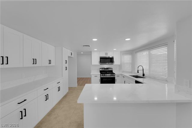 6756 Endora Drive, Las Vegas, NV 89103
