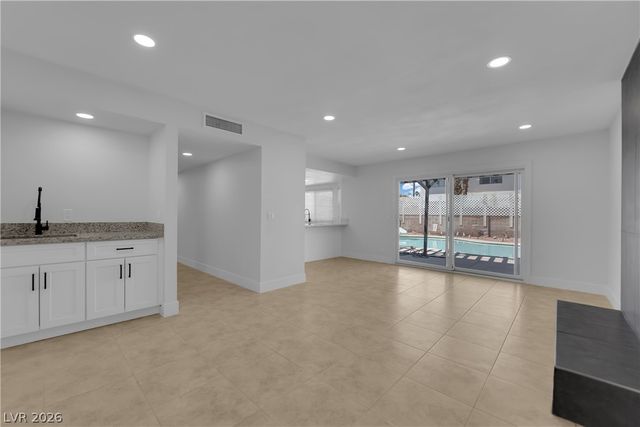 6756 Endora Drive, Las Vegas, NV 89103