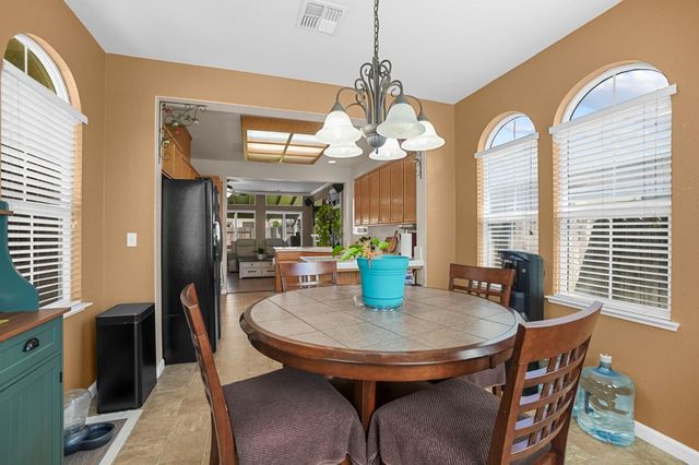 3231 Pocket Ave, Riverbank, CA 95367