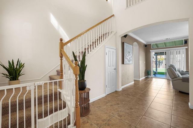 3231 Pocket Ave, Riverbank, CA 95367