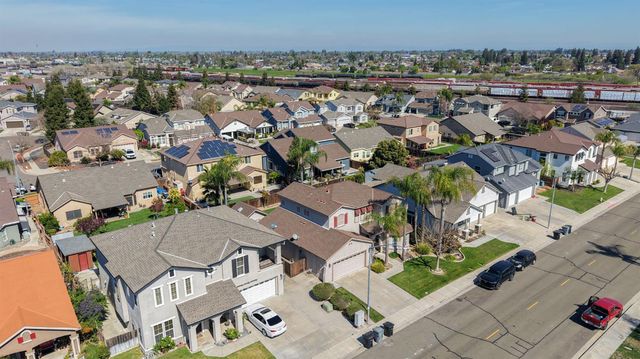 3231 Pocket Ave, Riverbank, CA 95367