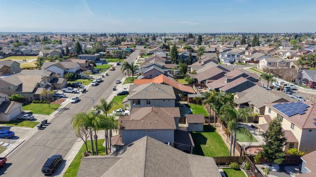 3231 Pocket Ave, Riverbank, CA 95367