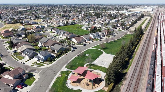 3231 Pocket Ave, Riverbank, CA 95367