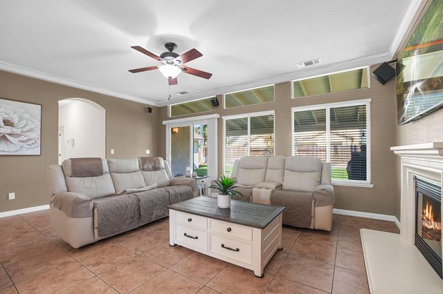 3231 Pocket Ave, Riverbank, CA 95367