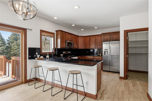 2815 44th St, Marion, IA 52302