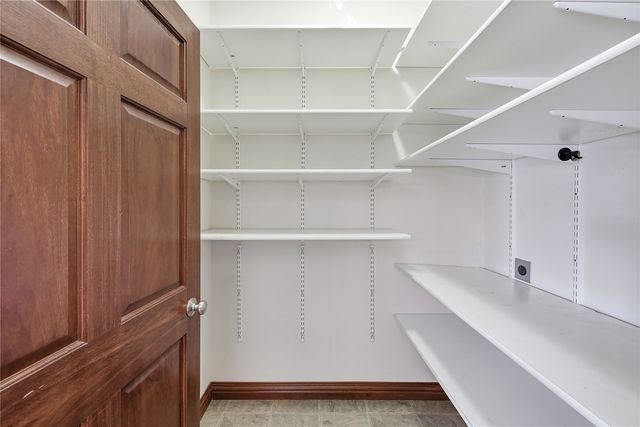 2815 44th St, Marion, IA 52302