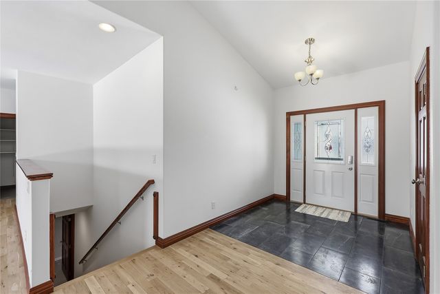 2815 44th St, Marion, IA 52302