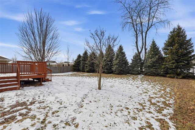 2815 44th St, Marion, IA 52302