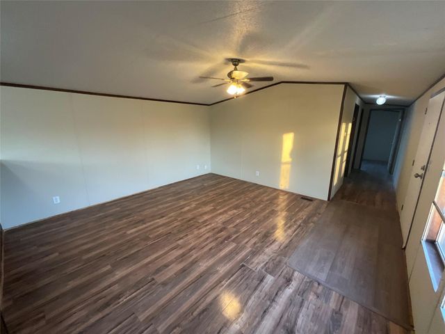 133 Country Oaks Street, Brazoria, TX 77422