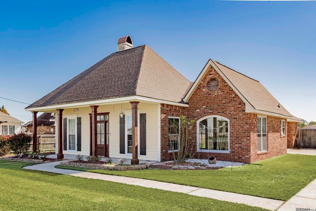 40261 Parker Rd, Prairieville, LA 70769